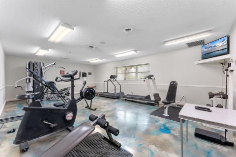 Studio in the Condo in Margate, Florida  № 2393198 - photo 25