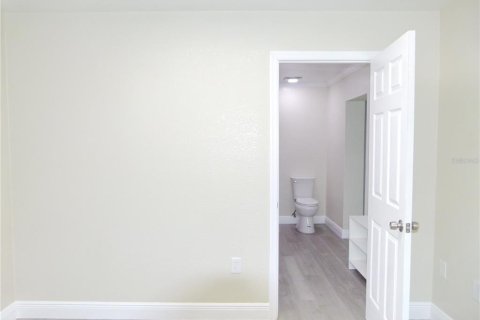House in Okeechobee, Florida 3 bedrooms, 115.94 sq.m. № 1590062 - photo 26