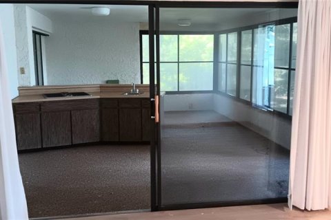House in Temple Terrace, Florida 3 bedrooms, 167.22 sq.m. № 1804816 - photo 17
