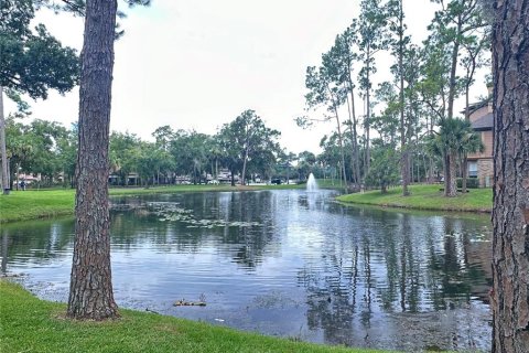 Condo in Longwood, Florida, 2 bedrooms  № 2381358 - photo 16