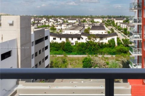 Condominio en venta en Doral, Florida, 1 dormitorio, 91.88 m2 № 1872286 - foto 9