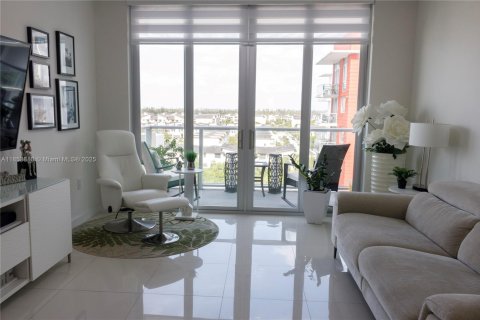 Condominio en venta en Doral, Florida, 1 dormitorio, 91.88 m2 № 1872286 - foto 2