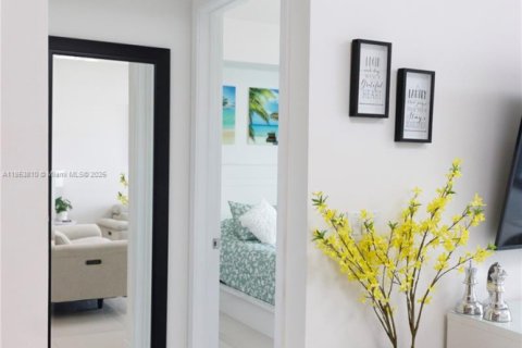 Condominio en venta en Doral, Florida, 1 dormitorio, 91.88 m2 № 1872286 - foto 4