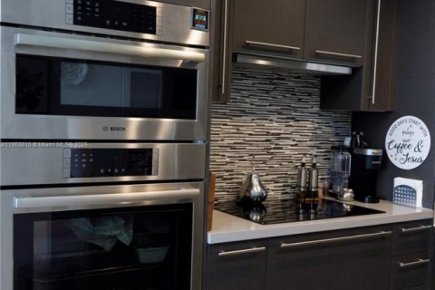 Condominio en venta en Doral, Florida, 1 dormitorio, 91.88 m2 № 1872286 - foto 20