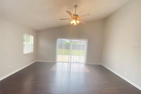 Villa ou maison à louer à Lake Mary, Floride: 4 chambres, 179.21 m2 № 1901729 - photo 13