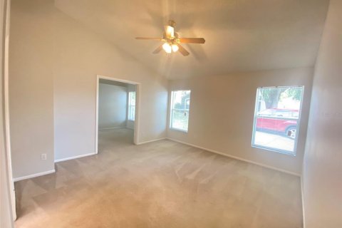 Villa ou maison à louer à Lake Mary, Floride: 4 chambres, 179.21 m2 № 1901729 - photo 18