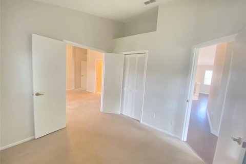 Villa ou maison à louer à Lake Mary, Floride: 4 chambres, 179.21 m2 № 1901729 - photo 3
