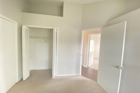 Villa ou maison à louer à Lake Mary, Floride: 4 chambres, 179.21 m2 № 1901729 - photo 4