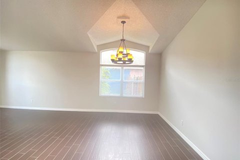 Villa ou maison à louer à Lake Mary, Floride: 4 chambres, 179.21 m2 № 1901729 - photo 16