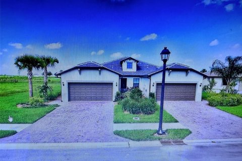 Casa en venta en Ave Maria, Florida, 2 dormitorios, 144.37 m2 № 1859040 - foto 2