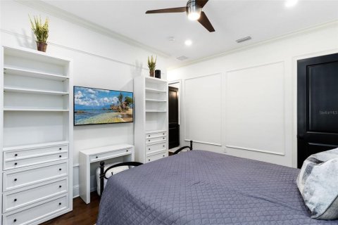 House in Four Corners, Florida 4 bedrooms, 286.88 sq.m. № 1885509 - photo 29