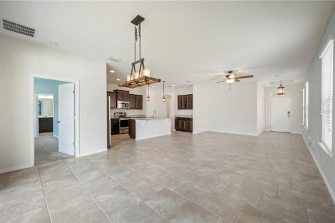 Villa ou maison à louer à Bartow, Floride: 3 chambres, 164.25 m2 № 1899172 - photo 5