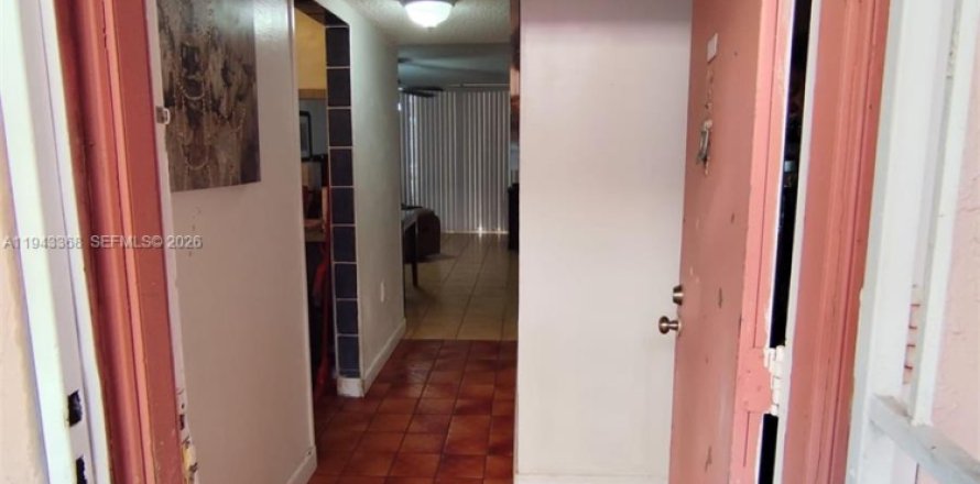 Condominio en Miami, Florida, 2 dormitorios № 2080264
