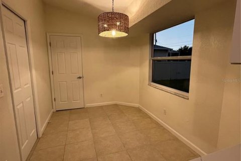 Villa ou maison à vendre à Englewood, Floride: 2 chambres, 110.55 m2 № 2230089 - photo 6