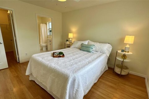 Villa ou maison à vendre à Englewood, Floride: 2 chambres, 110.55 m2 № 2230089 - photo 18