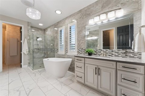 Casa en venta en Orlando, Florida, 5 dormitorios, 367.24 m2 № 2157886 - foto 19