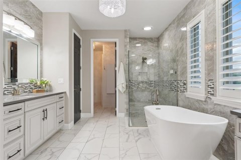 Casa en venta en Orlando, Florida, 5 dormitorios, 367.24 m2 № 2157886 - foto 18