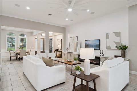 Casa en venta en Orlando, Florida, 5 dormitorios, 367.24 m2 № 2157886 - foto 5