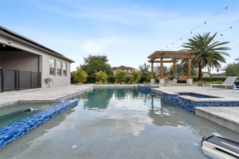 Casa en venta en Orlando, Florida, 5 dormitorios, 367.24 m2 № 2157886 - foto 28