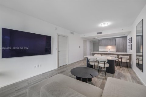 Condo in Miami, Florida, 1 bedroom  № 2086470 - photo 7