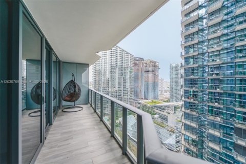 Condo in Miami, Florida, 1 bedroom  № 2086470 - photo 27