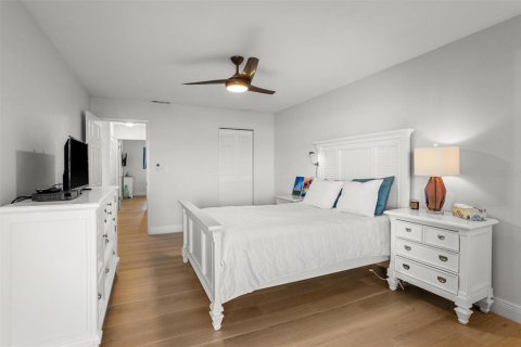 Copropriété à vendre à Gulfport, Floride: 2 chambres, 116.13 m2 № 2137650 - photo 27