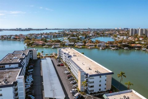 Copropriété à vendre à Gulfport, Floride: 2 chambres, 116.13 m2 № 2137650 - photo 30