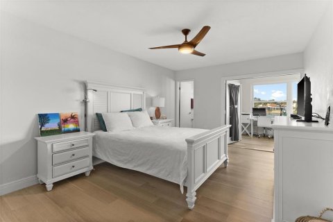 Copropriété à vendre à Gulfport, Floride: 2 chambres, 116.13 m2 № 2137650 - photo 25
