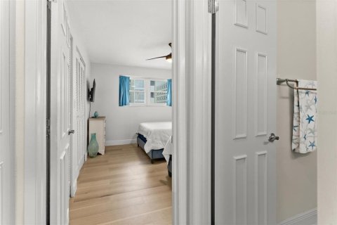 Copropriété à vendre à Gulfport, Floride: 2 chambres, 116.13 m2 № 2137650 - photo 19