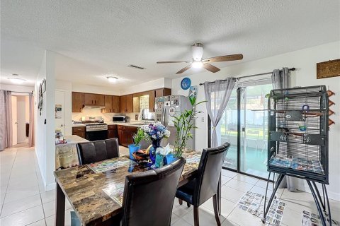 Casa en venta en Ocala, Florida, 2 dormitorios, 95.5 m2 № 1374404 - foto 9