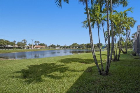 Condominio en venta en Sunrise, Florida, 3 dormitorios, 107.77 m2 № 2186990 - foto 27
