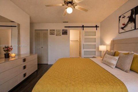 Condominio en venta en Sunrise, Florida, 3 dormitorios, 107.77 m2 № 2186990 - foto 11