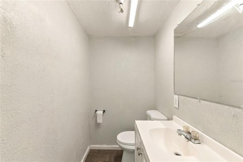 Villa ou maison à louer à Bradenton, Floride: 3 chambres, 111.48 m2 № 2429621 - photo 14