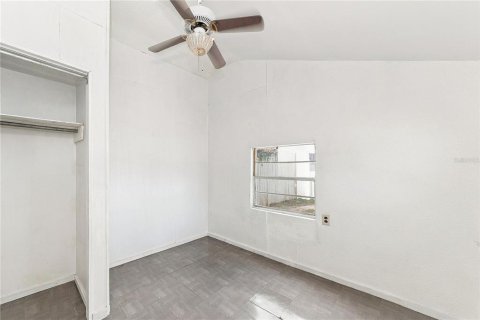 Villa ou maison à louer à Bradenton, Floride: 3 chambres, 111.48 m2 № 2429621 - photo 13
