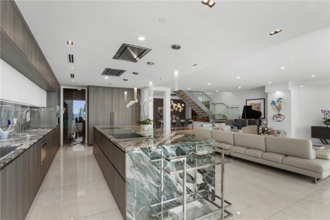 Condo in Aventura, Florida, 4 bedrooms  № 1790160 - photo 14