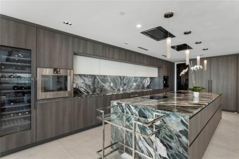 Condo in Aventura, Florida, 4 bedrooms  № 1790160 - photo 12