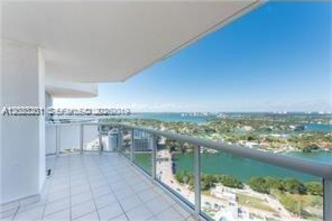 Copropriété à louer à Miami Beach, Floride: 2 chambres, 113.34 m2 № 2153680 - photo 15