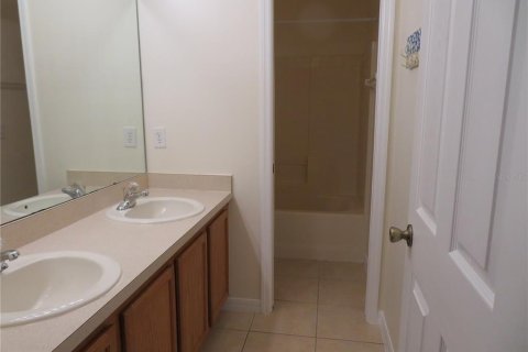 Casa en alquiler en Davenport, Florida, 5 dormitorios, 169.55 m2 № 1803323 - foto 10