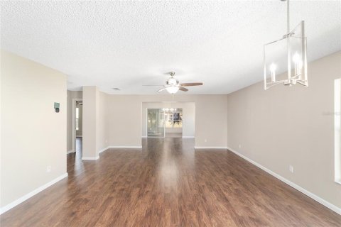 House in Ocala, Florida 3 bedrooms, 146.14 sq.m. № 1871122 - photo 7