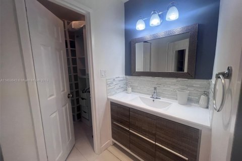 Copropriété à louer à Miami Beach, Floride: 1 chambre, 51.1 m2 № 1982549 - photo 8