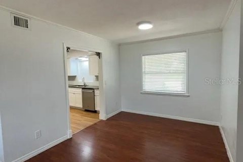Casa en alquiler en Orlando, Florida, 3 dormitorios, 130.99 m2 № 1906008 - foto 7
