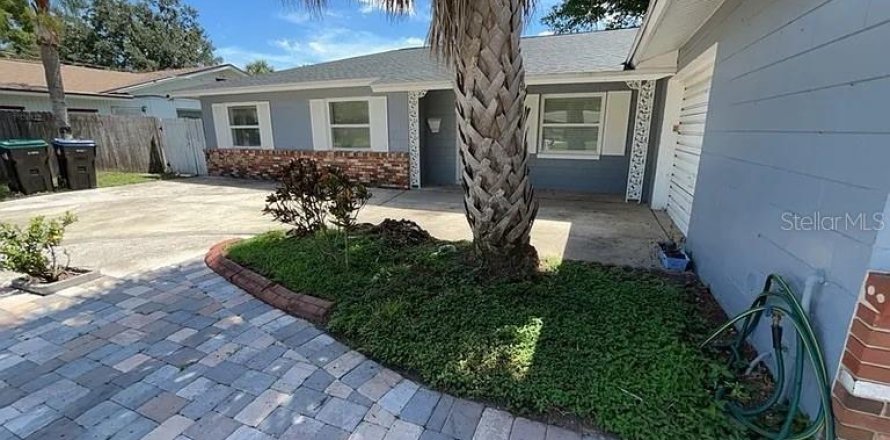 Casa en Orlando, Florida 3 dormitorios, 130.99 m2 № 1906008