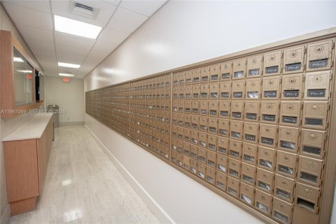 Снять в аренду кондоминиум в Майами-Бич, Флорида 55.74м2, № 2048926 - фото 24