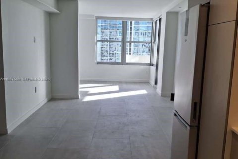 Снять в аренду кондоминиум в Майами-Бич, Флорида 55.74м2, № 2048926 - фото 11