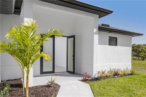 Casa en Lehigh Acres, Florida 3 dormitorios № 2083665