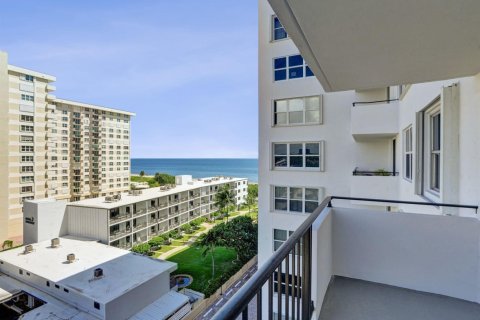 Copropriété à vendre à Lauderdale-by-the-Sea, Floride: 2 chambres, 107.77 m2 № 2417689 - photo 4