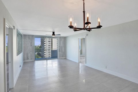 Copropriété à vendre à Lauderdale-by-the-Sea, Floride: 2 chambres, 107.77 m2 № 2417689 - photo 14