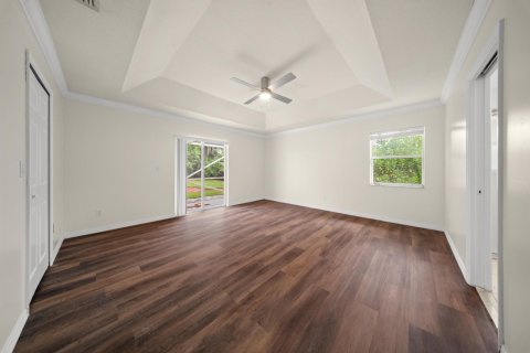 House in Port St. Lucie, Florida 3 bedrooms, 142.23 sq.m. № 2193655 - photo 5