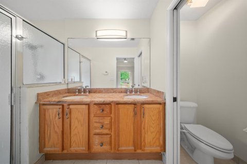 House in Port St. Lucie, Florida 3 bedrooms, 142.23 sq.m. № 2193655 - photo 9