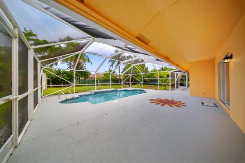 House in Port St. Lucie, Florida 3 bedrooms, 142.23 sq.m. № 2193655 - photo 20